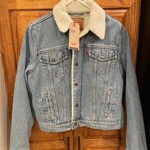 Levi’s Women’s Original Sherpa Lined Trucker Jacket